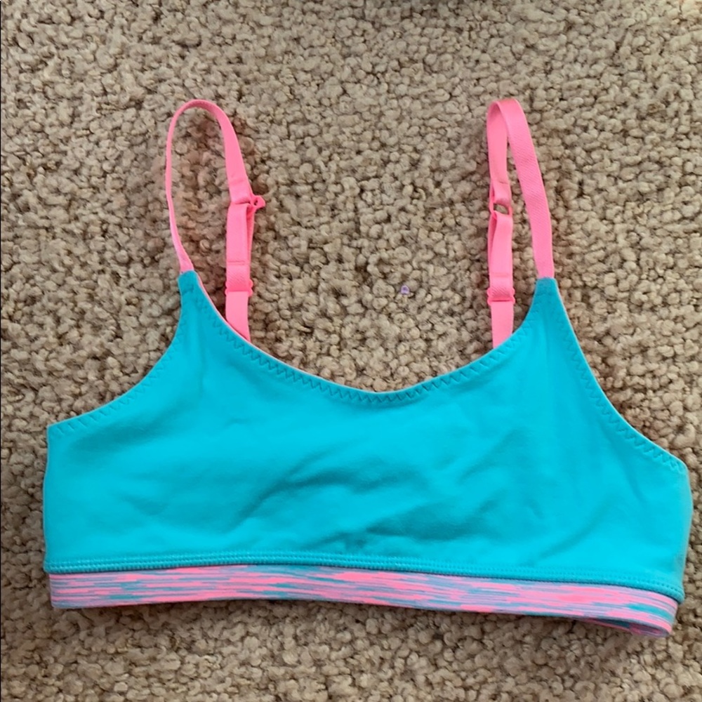 I am selling an ivivva Everyday Flow Bra- Girls!